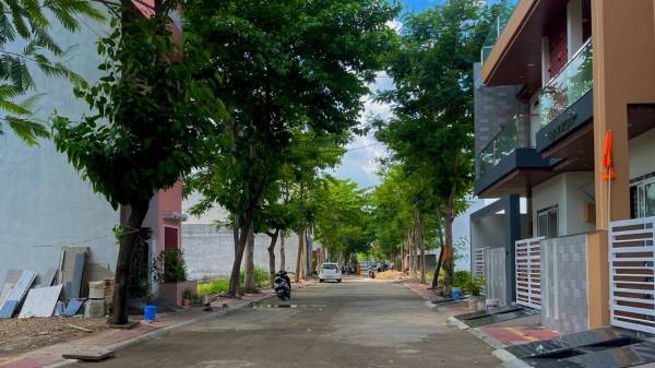 Plot hi-link-premium-corridor Plot