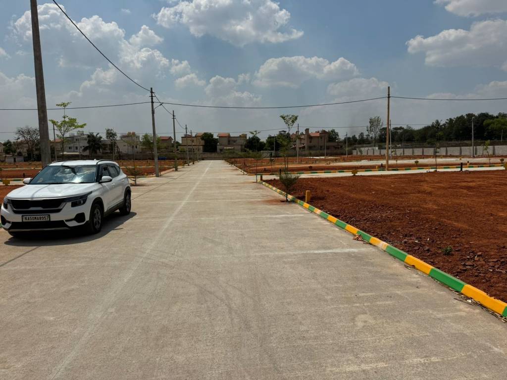  prakruthi nivasaa Plot