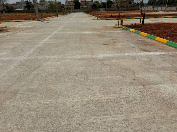  prakruthi-nivasaa Plot