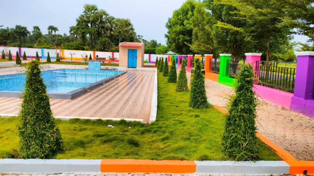  sukrithi saanvi Swimming Pool