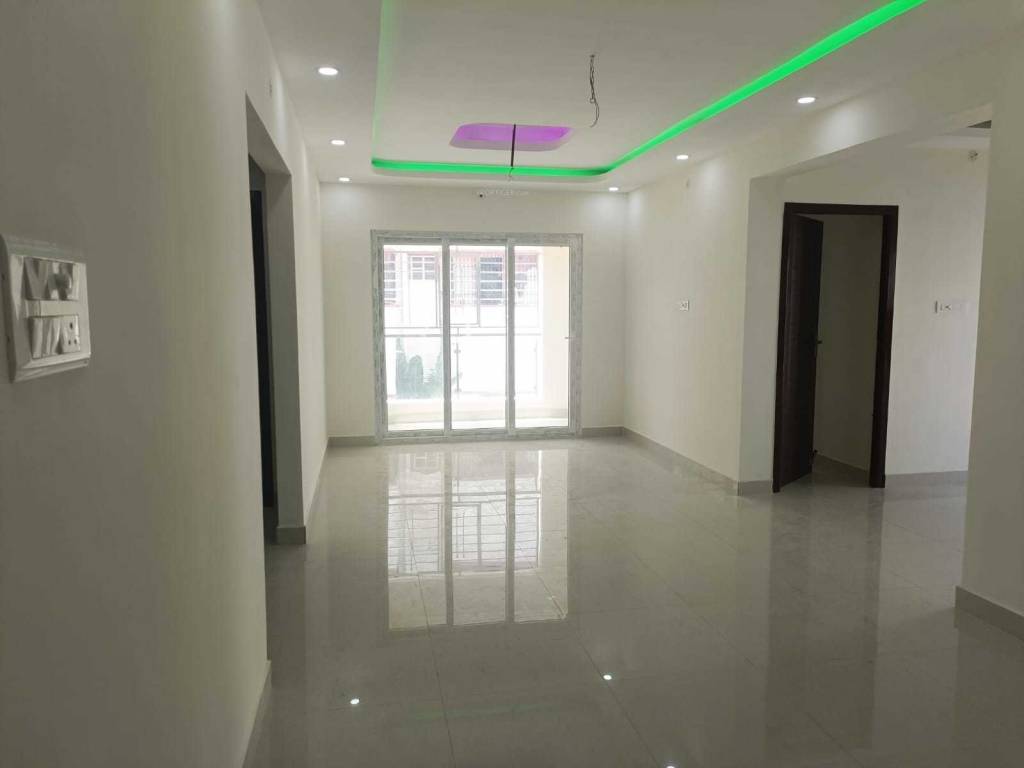  janani dhanalakshmi Bedroom