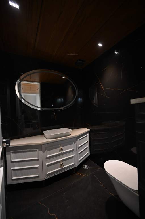  luxury builder floor nirvana country sector 50 Bathroom