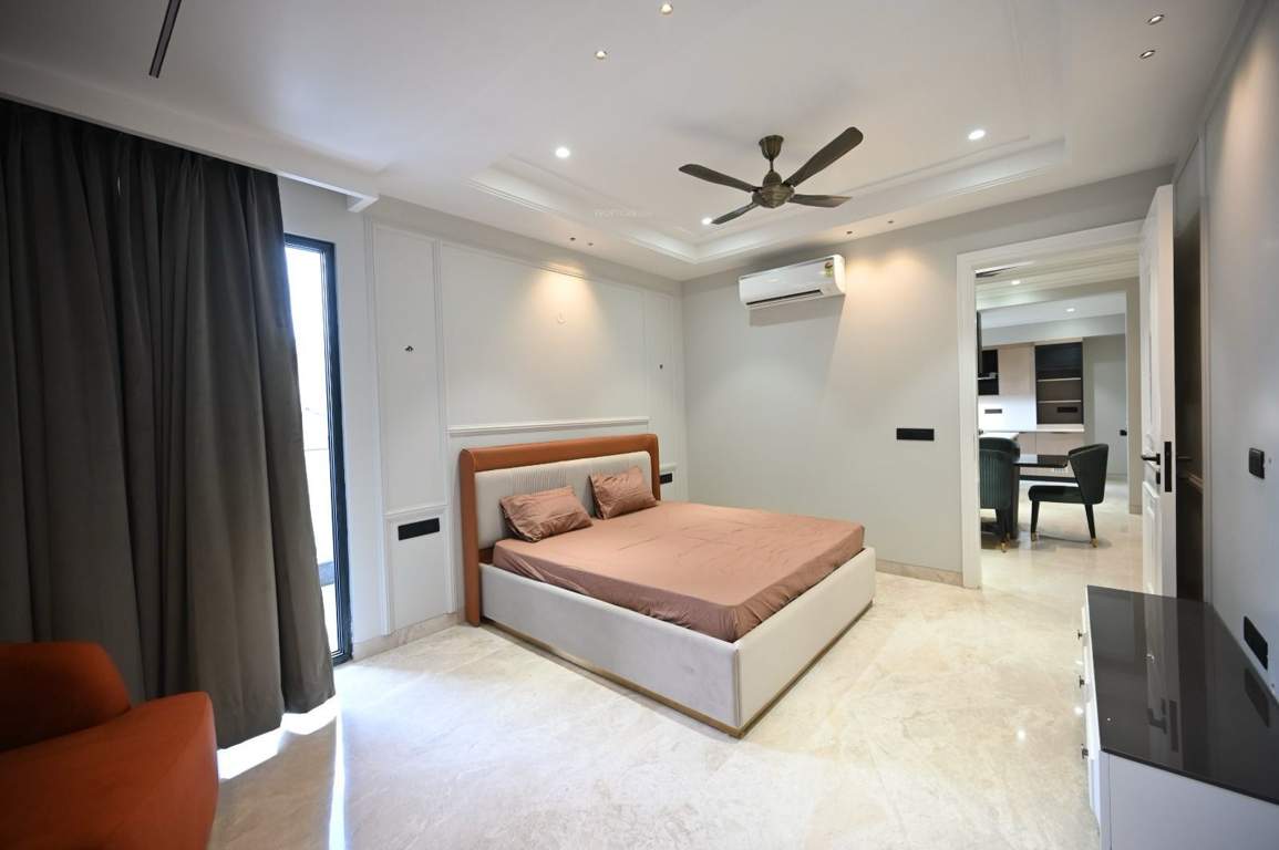  luxury builder floor nirvana country sector 50 Bedroom