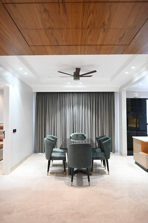  luxury builder floor nirvana country sector 50 Dining Area