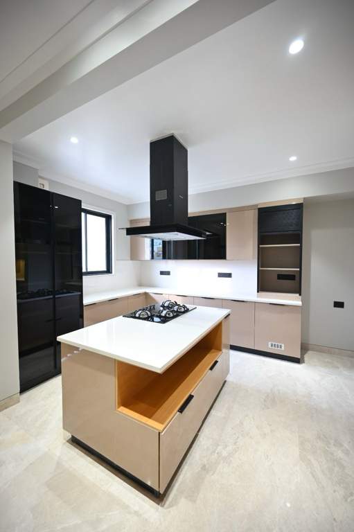 luxury builder floor nirvana country sector 50 Kitchen