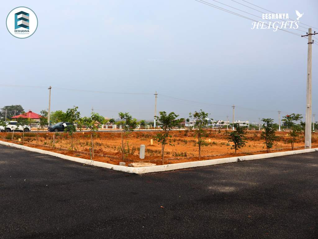  eeshanya heights 1 Plot