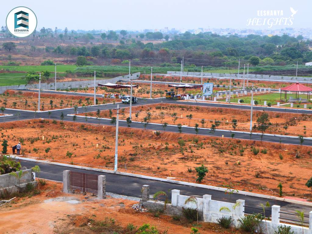  eeshanya heights 1 Plot