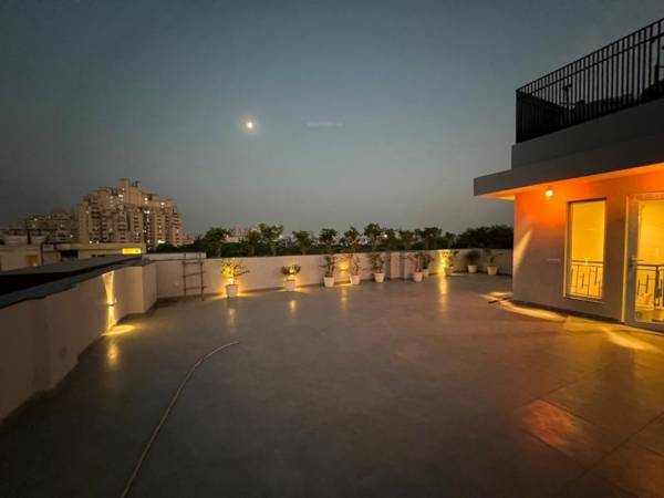  luxury-builder-floor-inder-realty-zone-500 Others