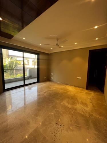 luxury-builder-floor-inder-realty-zone-500 Living Area