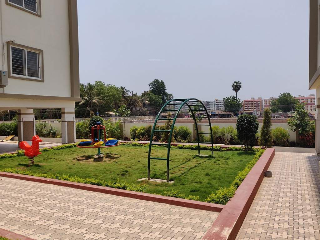  green jewel Landscape Garden and Tree Planting