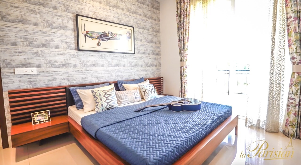  la parisian  Bedroom