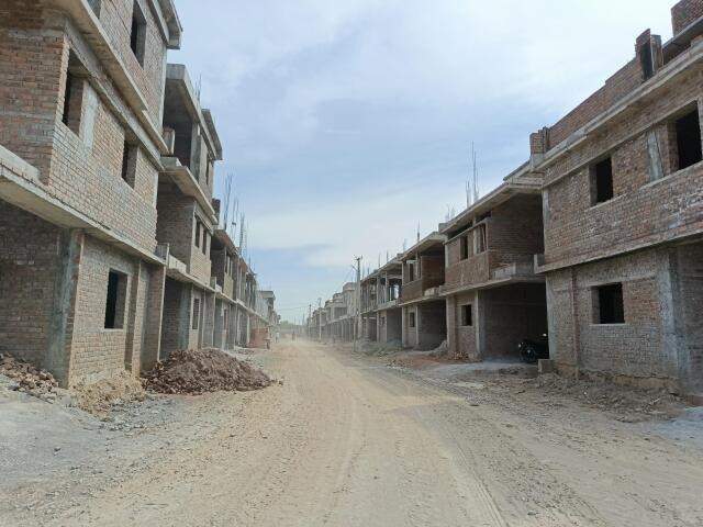  praveens golden leaf Construction Status Feb 24