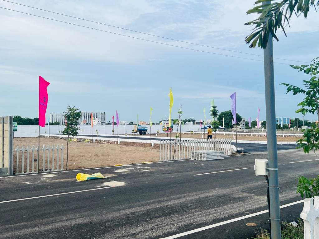  the madras avenue Internal Roads & Footpaths