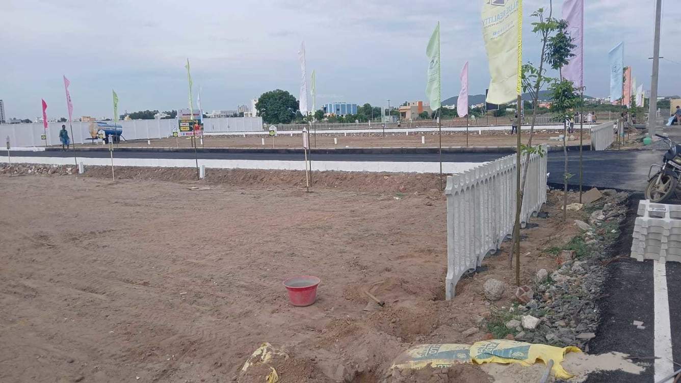 the madras avenue Plot