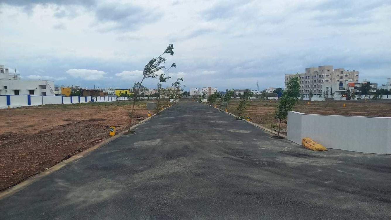  balaji paradise city Plot
