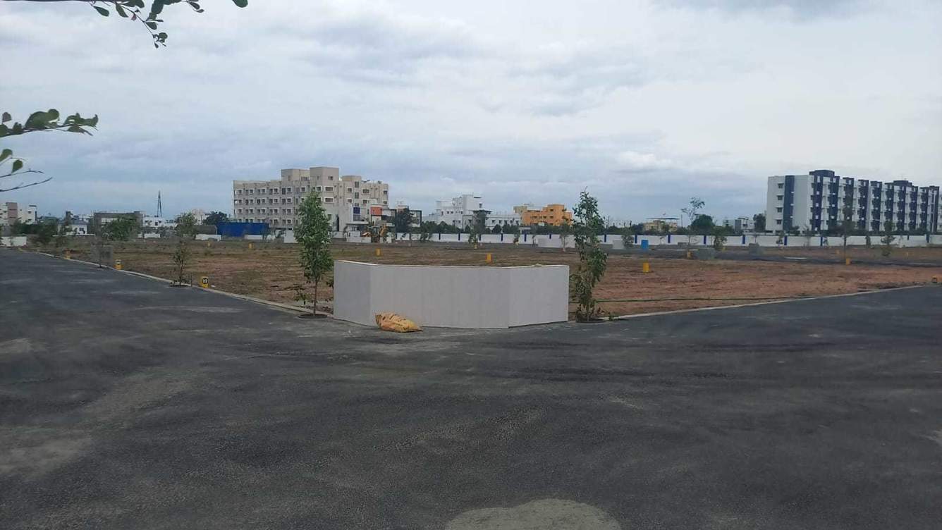  balaji paradise city Plot