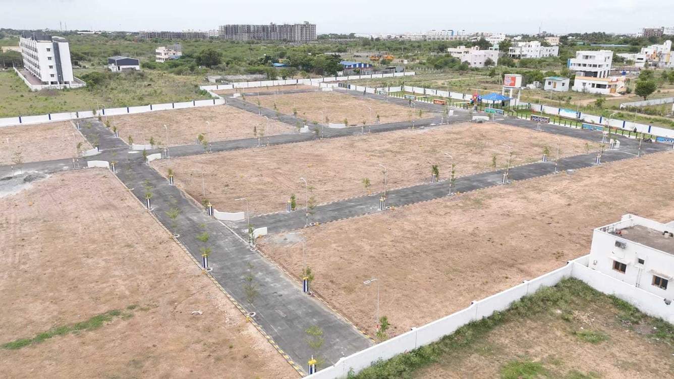  balaji paradise city Plot