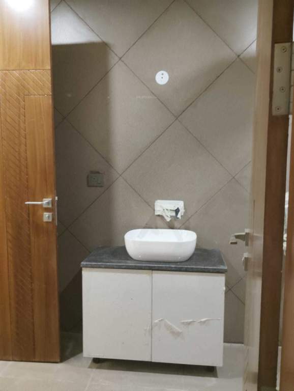  genesis modern luxury floors Bathroom