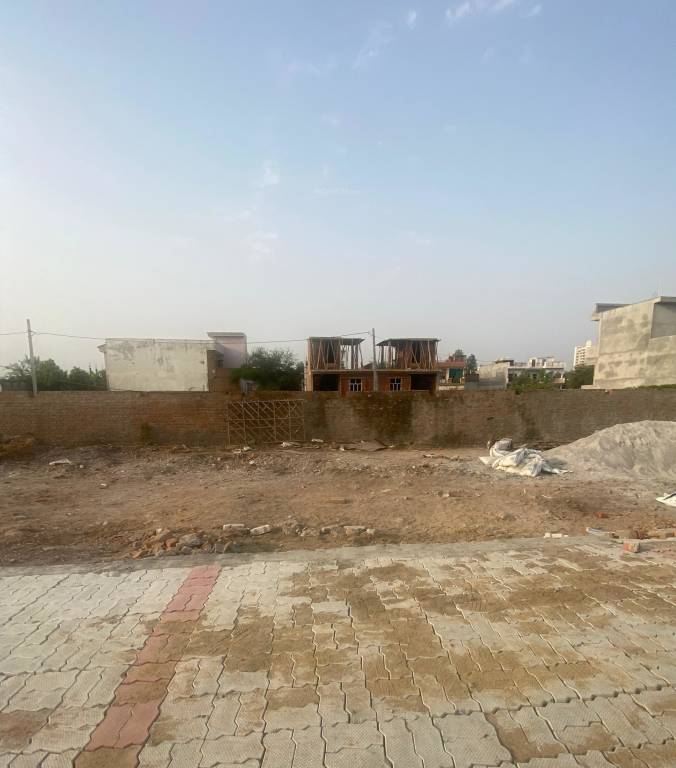  amantran vihar Plot