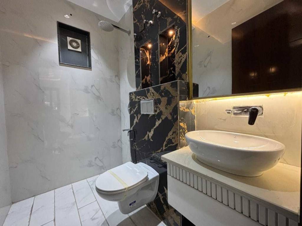 finder Bathroom
