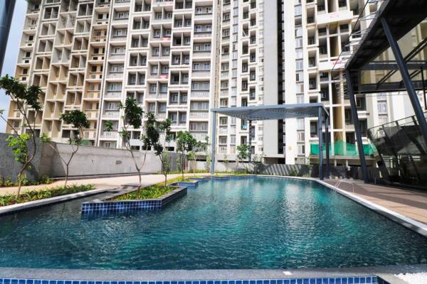  legend-b5-building Swimming Pool