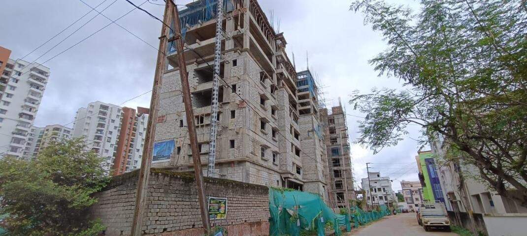  court Urbanyx Court Construction Status Nov 24