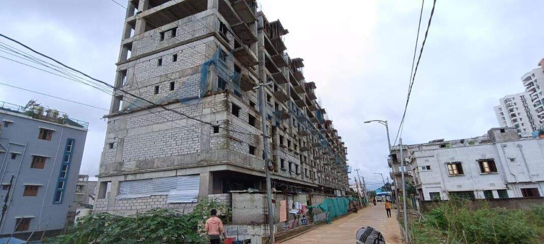  court Urbanyx Court Construction Status Nov 24