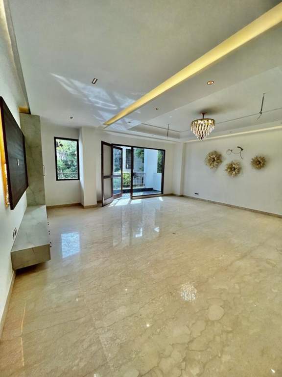  nsd luxury floor Living Area