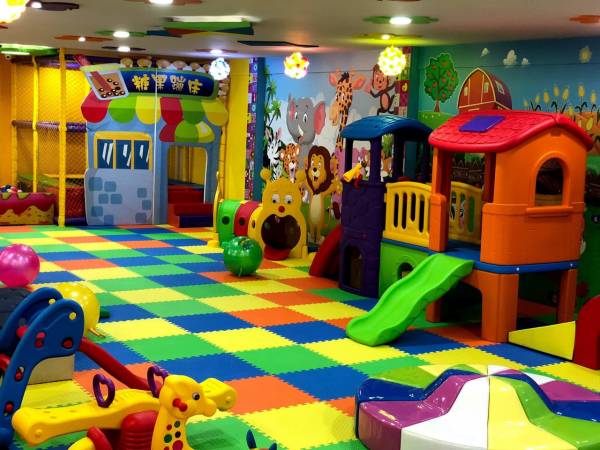  eva Children's play area