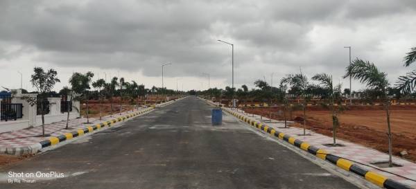  maheshwaram-golden-city Plot