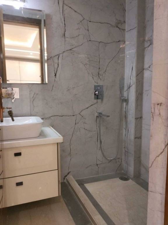  urban key homes Bathroom