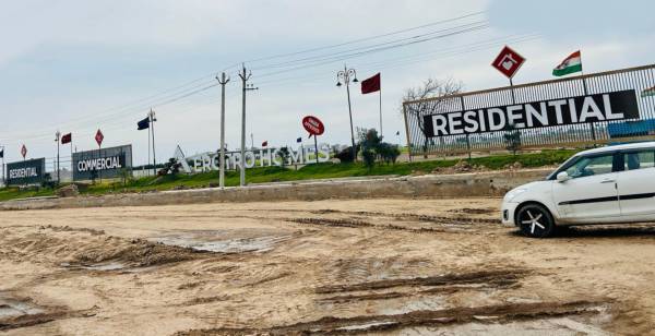 Plot aerotro-homes Plot