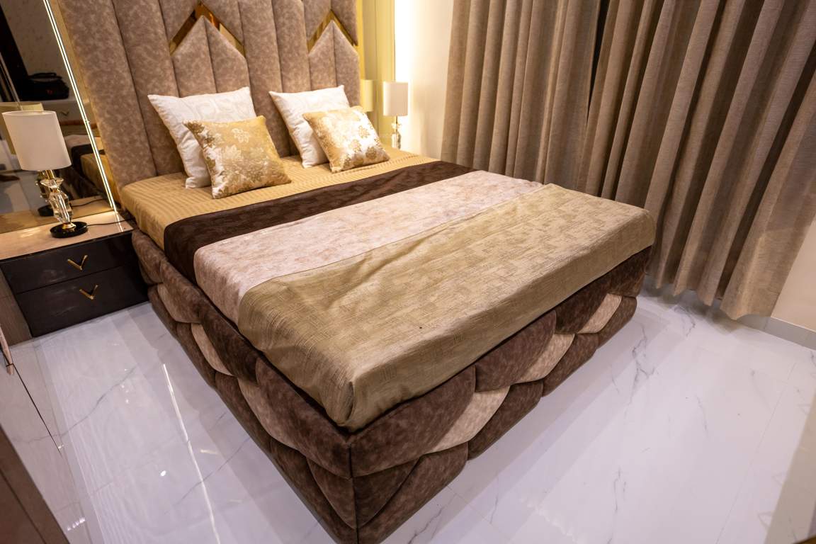  unique platinum Bedroom