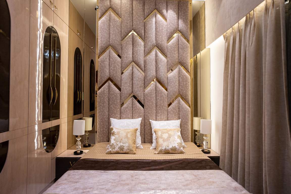  unique platinum Bedroom