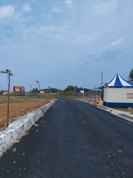  the-park-origin Plot