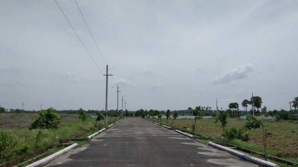 Internal Roads & Footpaths town-east Internal Roads & Footpaths