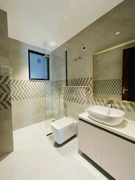  amara-luxury-floors Bathroom