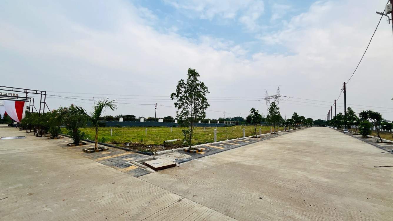  meera valley Plot