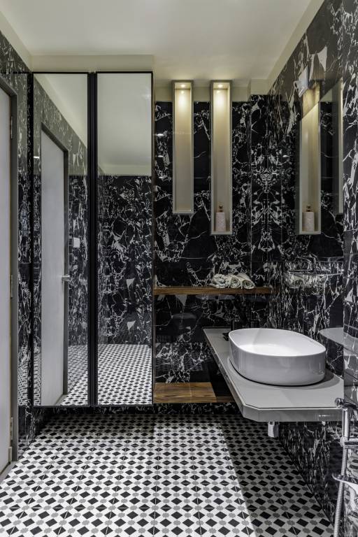  darshanam kalrav Bathroom