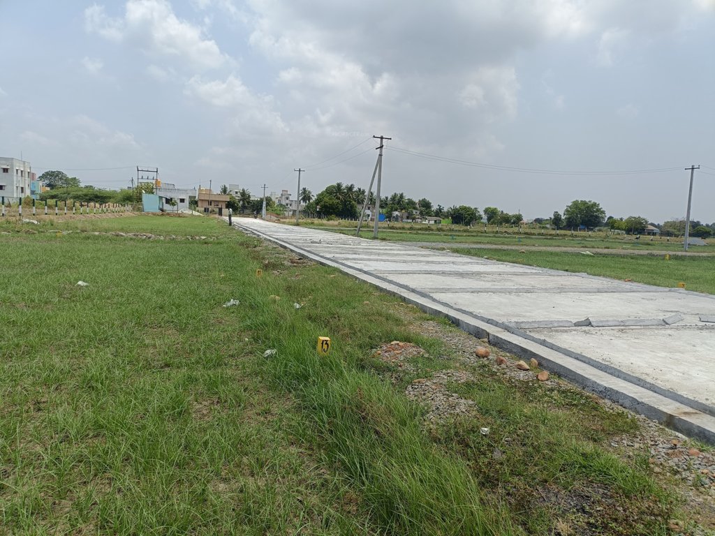  devaki enclave phase 1 Plot