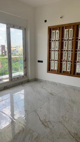  pearl-castle Living Area