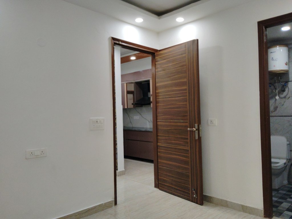 real estate homes Bedroom