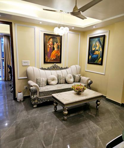  real-estate-homes Living Area