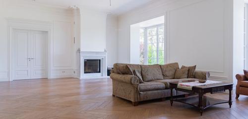  auravistas Living Area