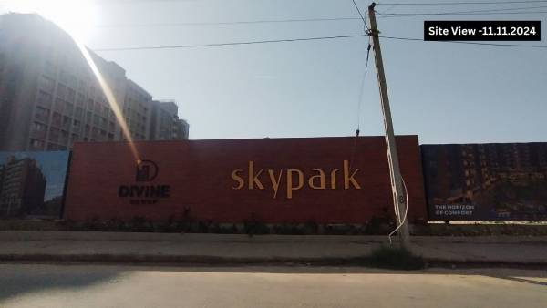 constructionStatus of Skypark
