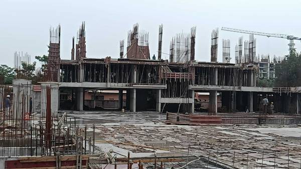 constructionStatus of Skypark