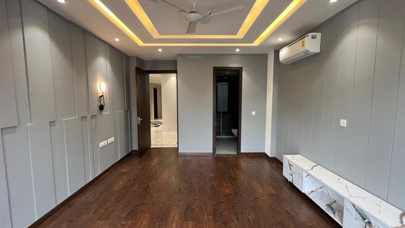  homes floors 4 Living Area