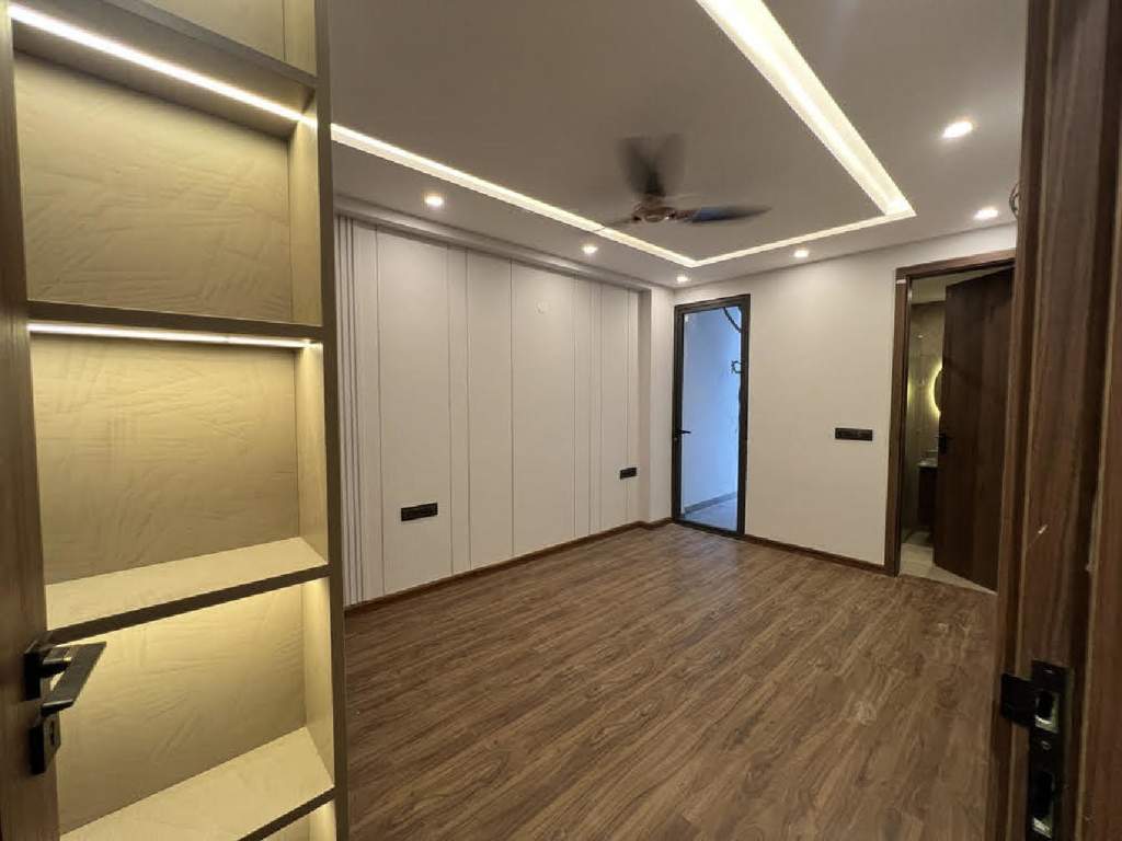  homes floors 3 Bedroom