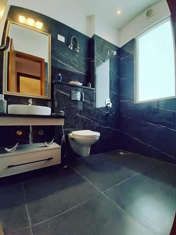  floor with terrace mayfield garden Bathroom