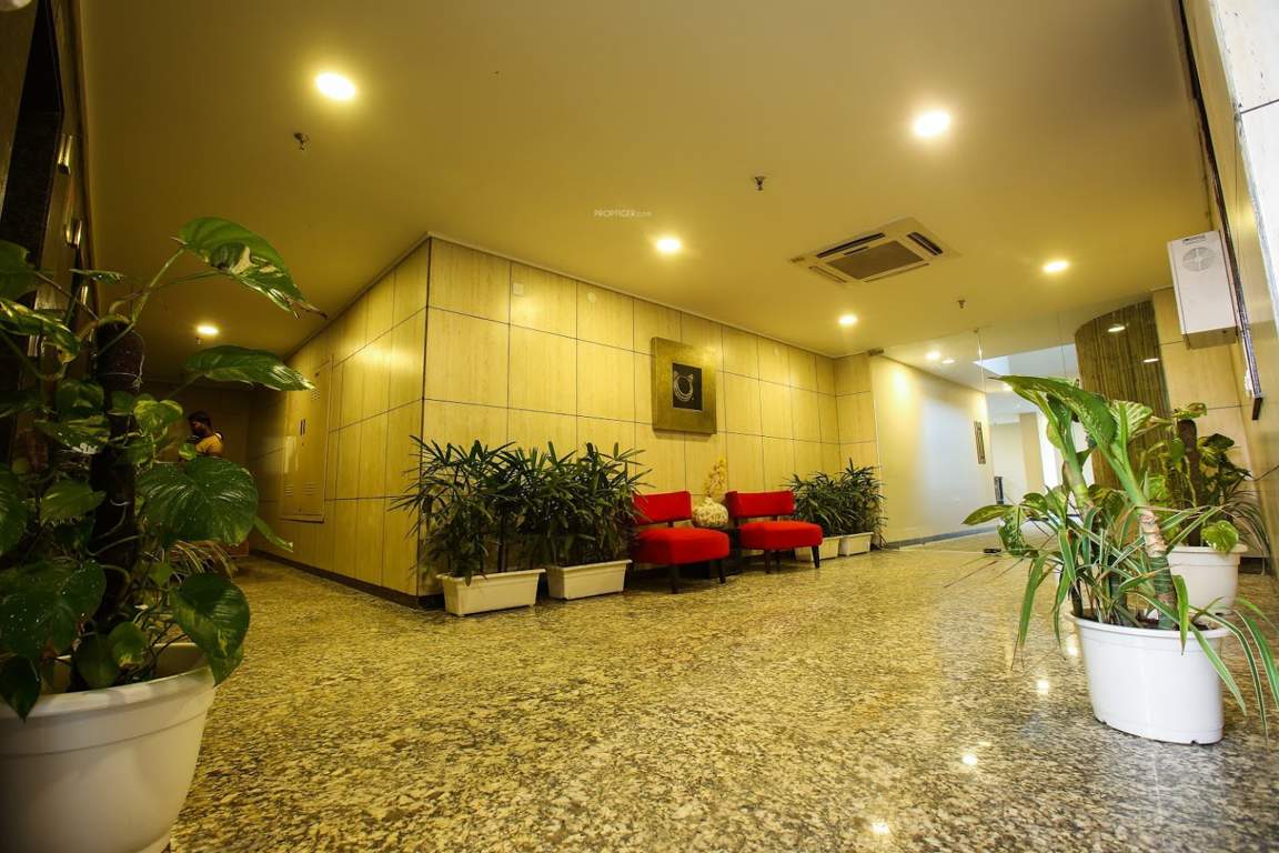 the jewel of noida phase ii Entrance Gate Security Cabin